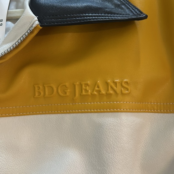 BDG by Urban Outfitters Pleather Jacket Size XS (Fits S with room) NWT - Picture 5 of 5